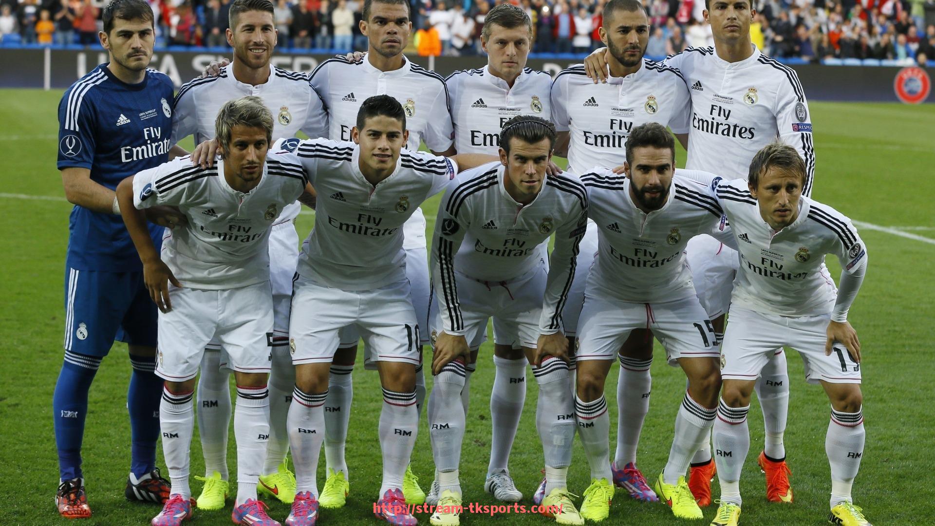 TK体育直播-玩健身器材的动作标准及训练安全指南